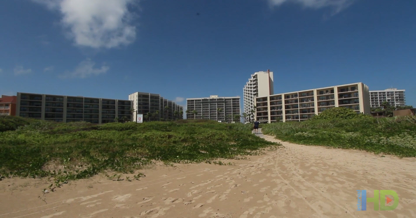 Royale Beach & Tennis Club